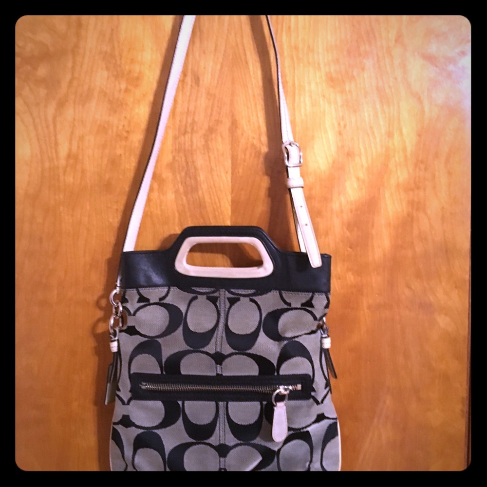 Used COACH CROSSBODY/SHOULDER BAG STYLE 13393